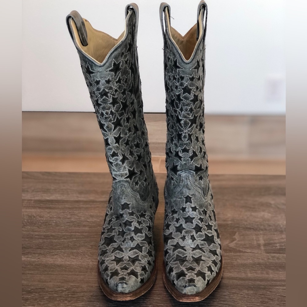 Star-Cut Suede Western Boots - Gray - Picture 3 of 5